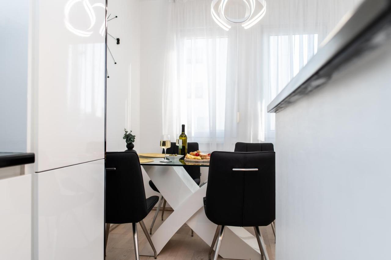Salvia Apartment With Private Jacuzzi 斯普利特 外观 照片